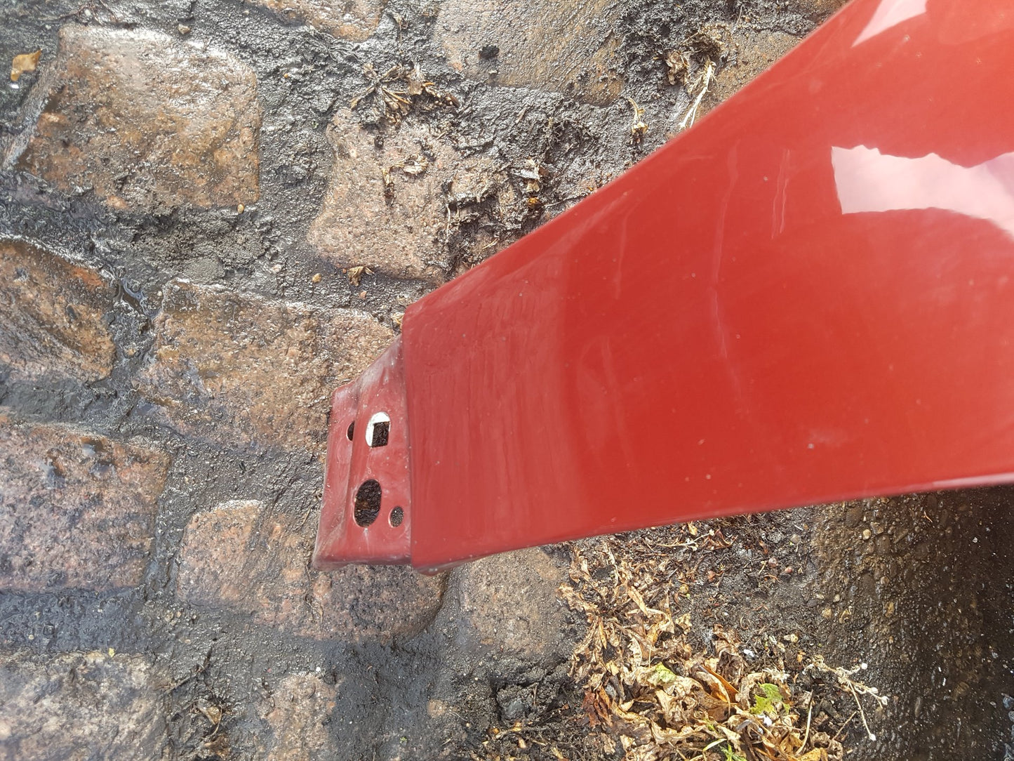 2010 - 2012 Volvo S40  Saloon Left Front Guard 31297540
