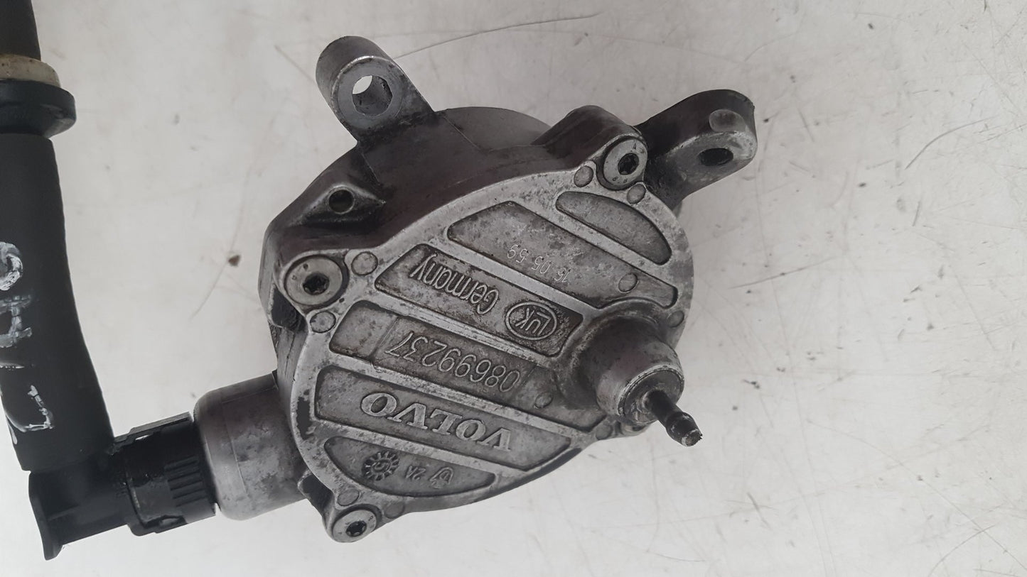 2005 Volvo V70  Estate VOLVO BRAKE VACUUM PUMP 08699237