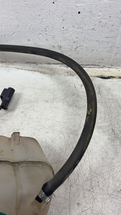 2003 - 2014 Volvo XC90 I 275 Estate Radiator Pressure Bottle 30741971