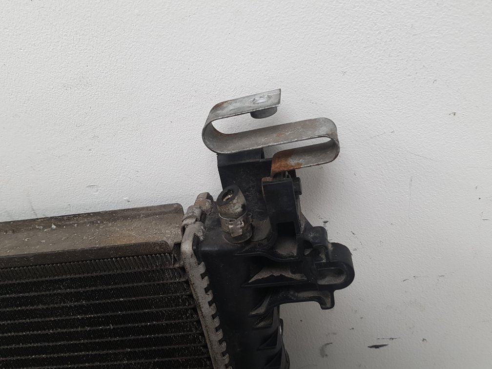 2005 - 2010 Volvo S60  Saloon RADIATOR (MANUAL) (A/C CAR) 30714047