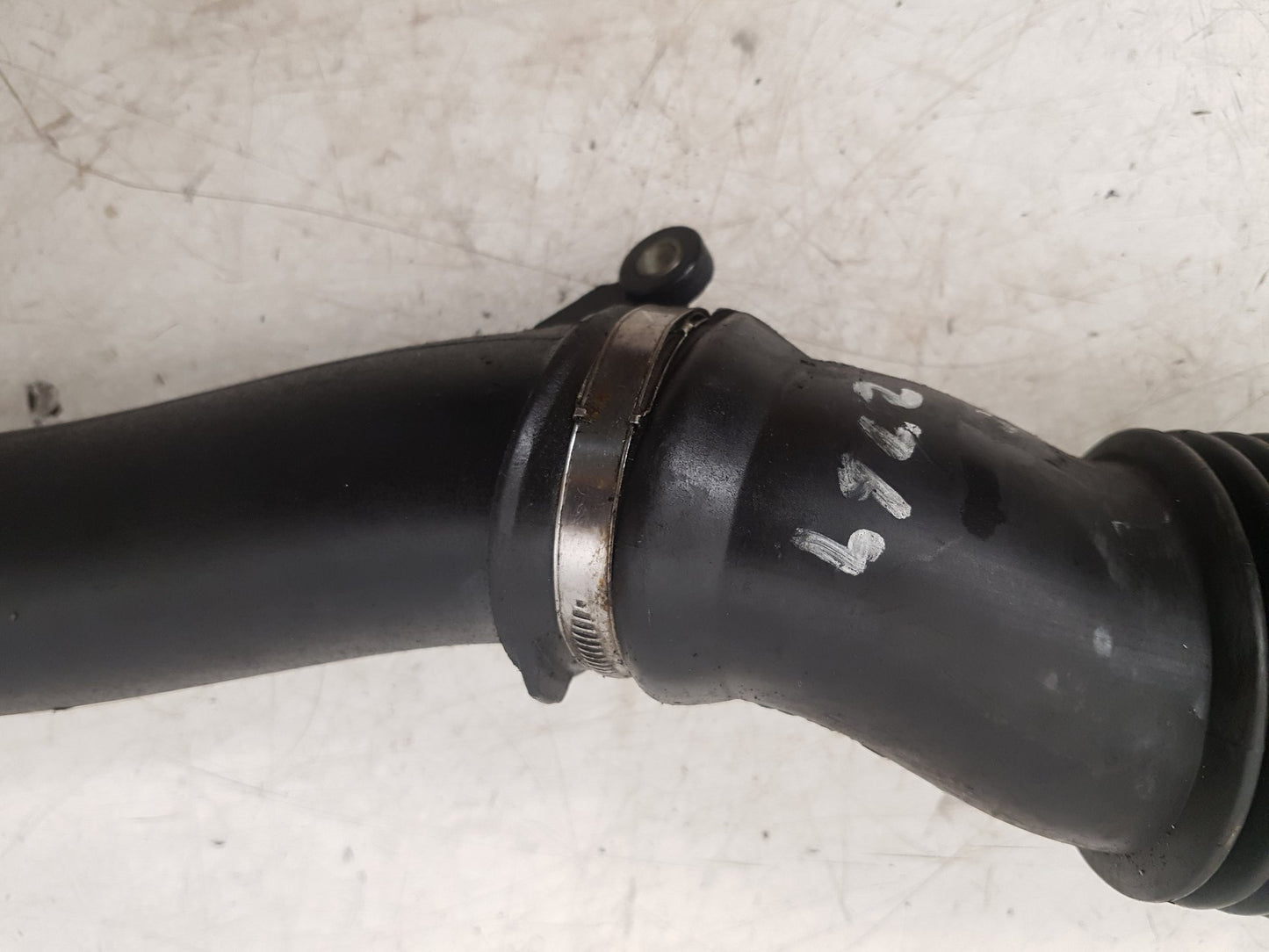 2015 - 2020 Volvo V40  Hatchback INTAKE PIPE 30714480
