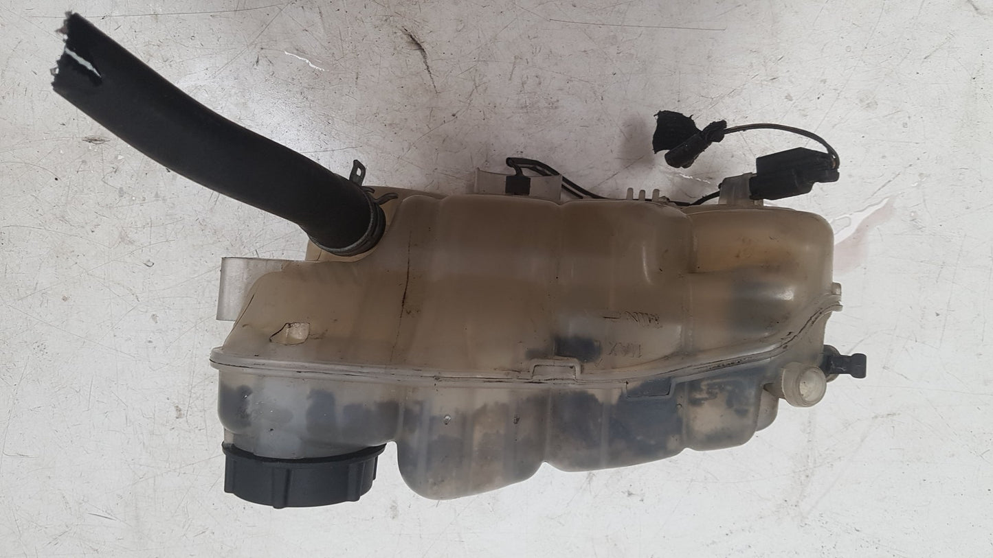 2013 Volvo V40  Hatchback Radiator Pressure Bottle 31338764