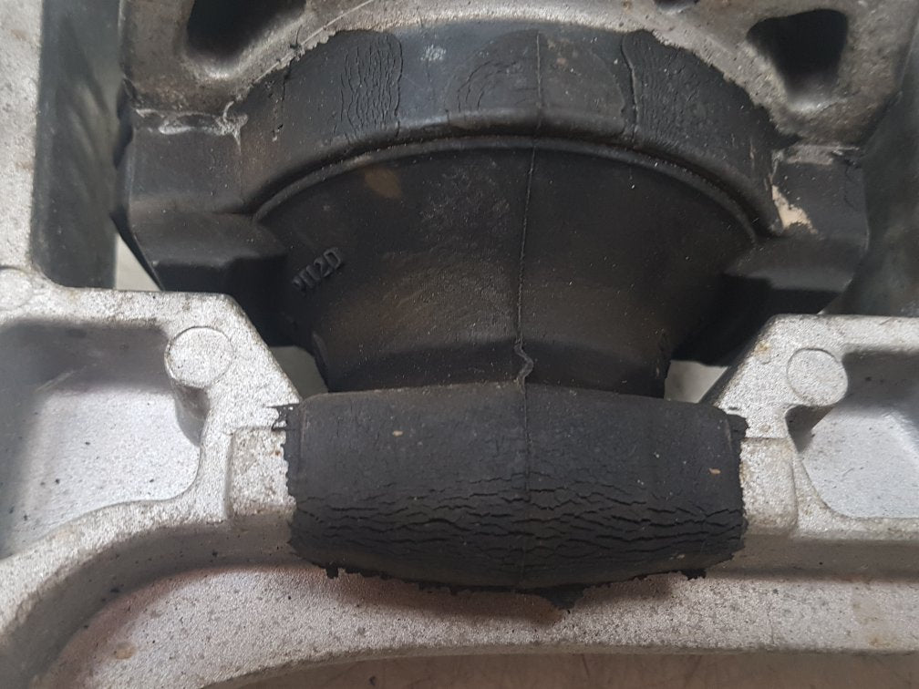 2004 - 2010 Volvo S40  Saloon Rear Engine Mount 3MB16F012BH