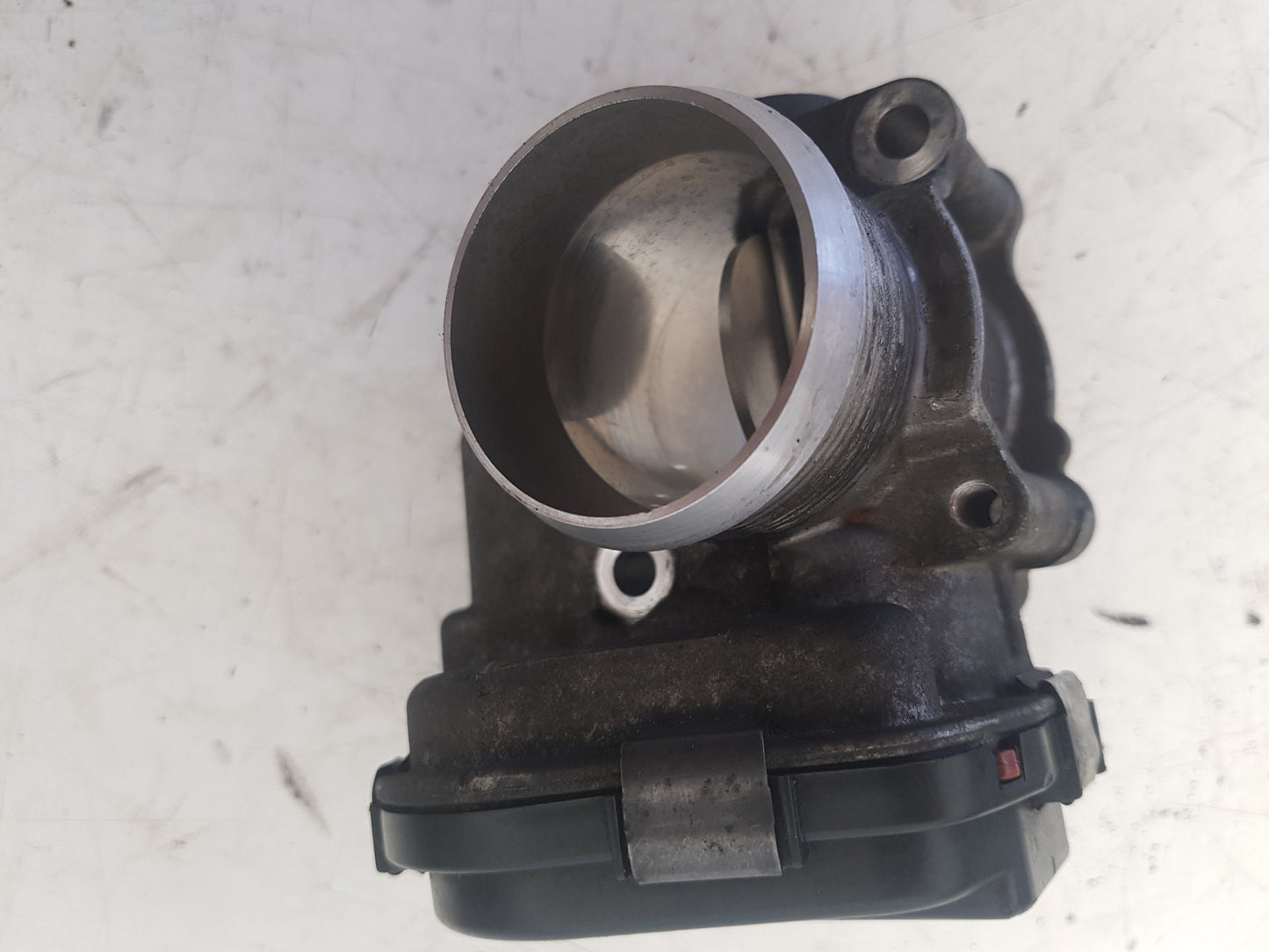 2012 Volvo S60  Saloon Throttle Body 28275019