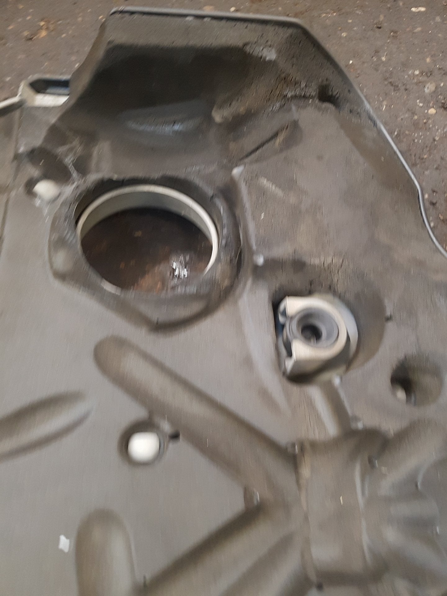 2000 - 2007 Volvo XC70  Estate Engine Cover 30757158