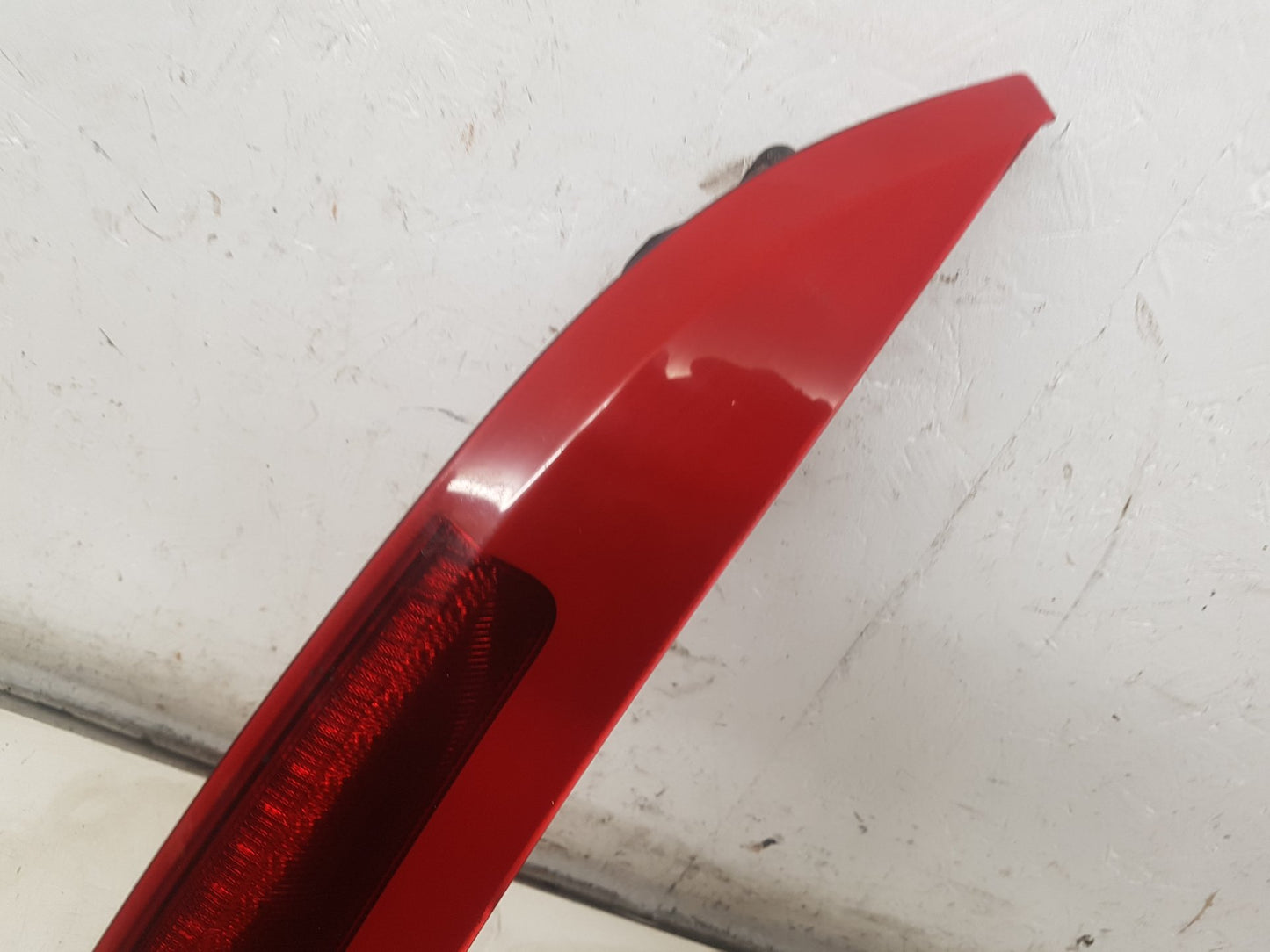 2002 - 2006 Volvo XC90  Estate Right Taillight