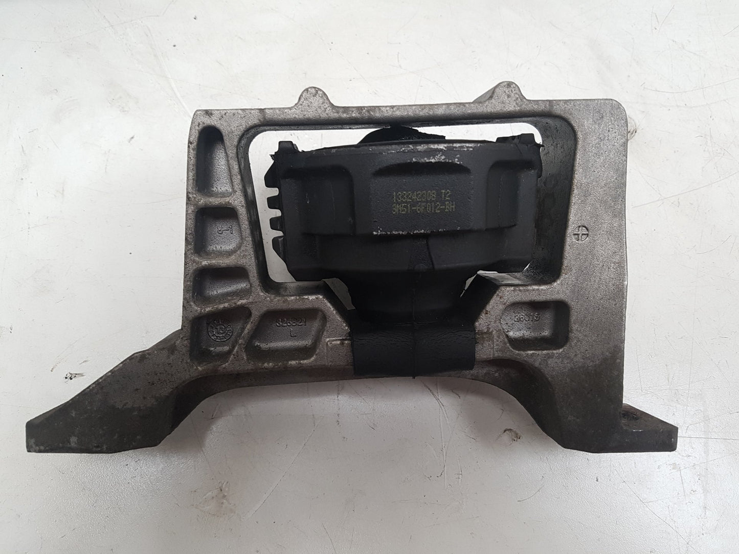2012 - 2019 Volvo V40  Hatchback Right Engine Mount 3M51-6F012-BH