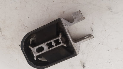 2015 - 2019 Volvo V40 Cross Country  Hatchback TORQUE ARM (MOUNT) 31359652