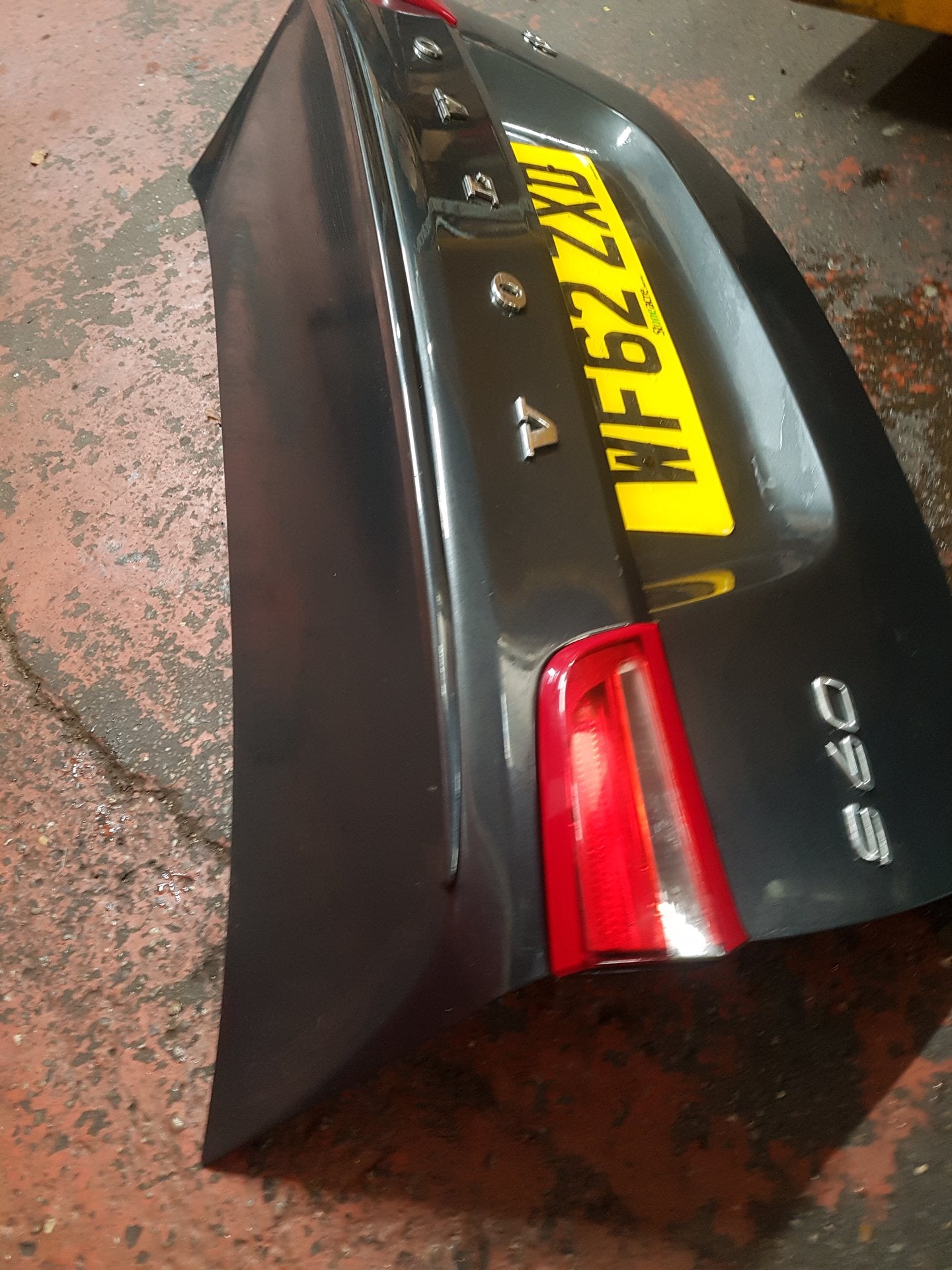 2012 Volvo S60  Saloon Bootlid