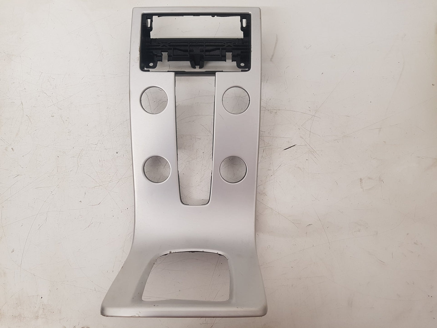2010 - 2012 Volvo S40  Saloon CENTRE CONSOLE TRIM SURROUND 30672565