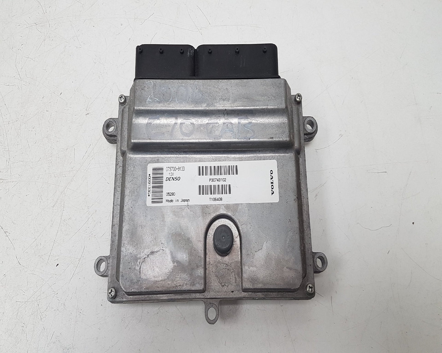 2006 - 2009 Volvo C70  Convertible Engine ECU 30743102