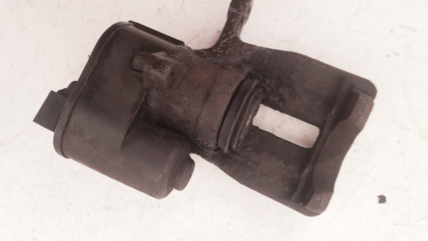 2007 - 2016 Volvo V70   Right Rear Caliper 36001377
