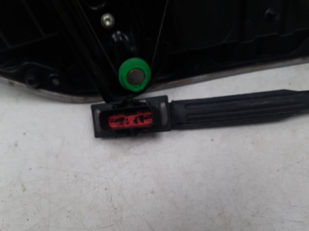 2014 Volvo V40  Hatchback WINDOW REGULATOR/MECH ELECTRIC  (FRONT DRIVER SIDE) 31276216