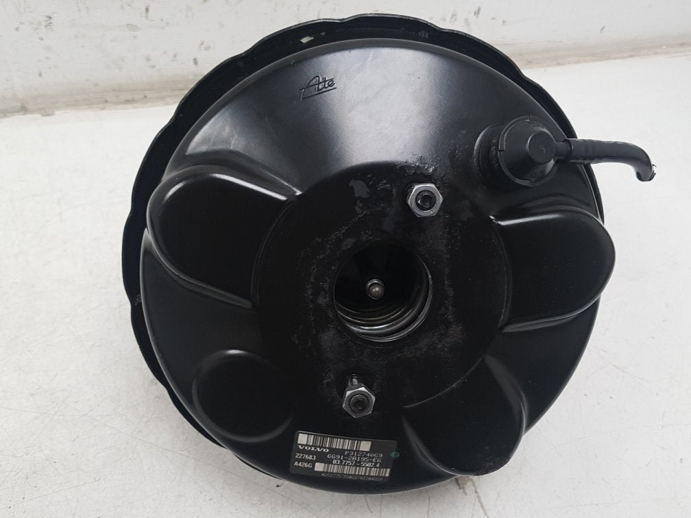 2007 - 2015 Volvo V70  Estate Brake Booster 31274069