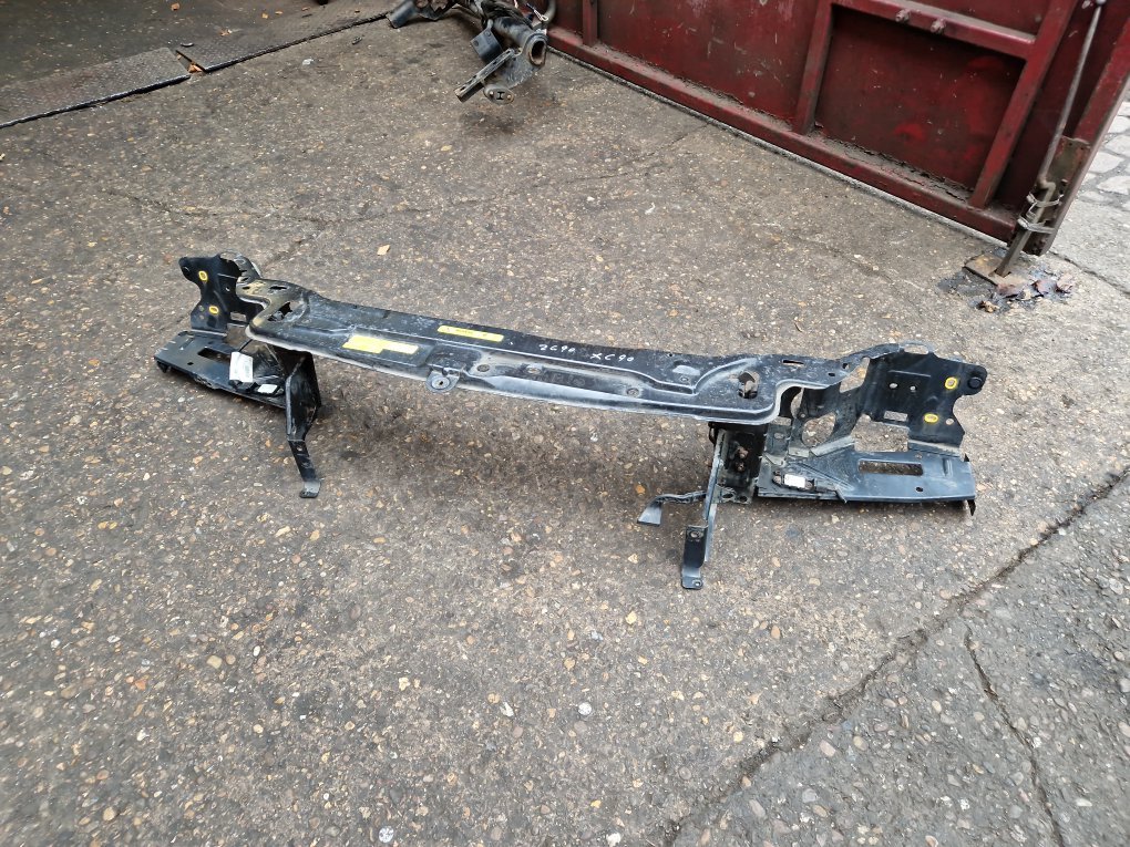 2002 - 2014 Volvo XC90  Estate Front Panel 31253239