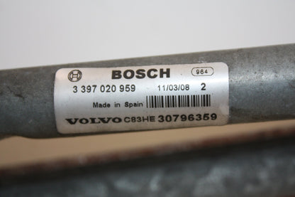2013 - 2016 Volvo S80   WIPER MOTOR (FRONT) & LINKAGE 31333457