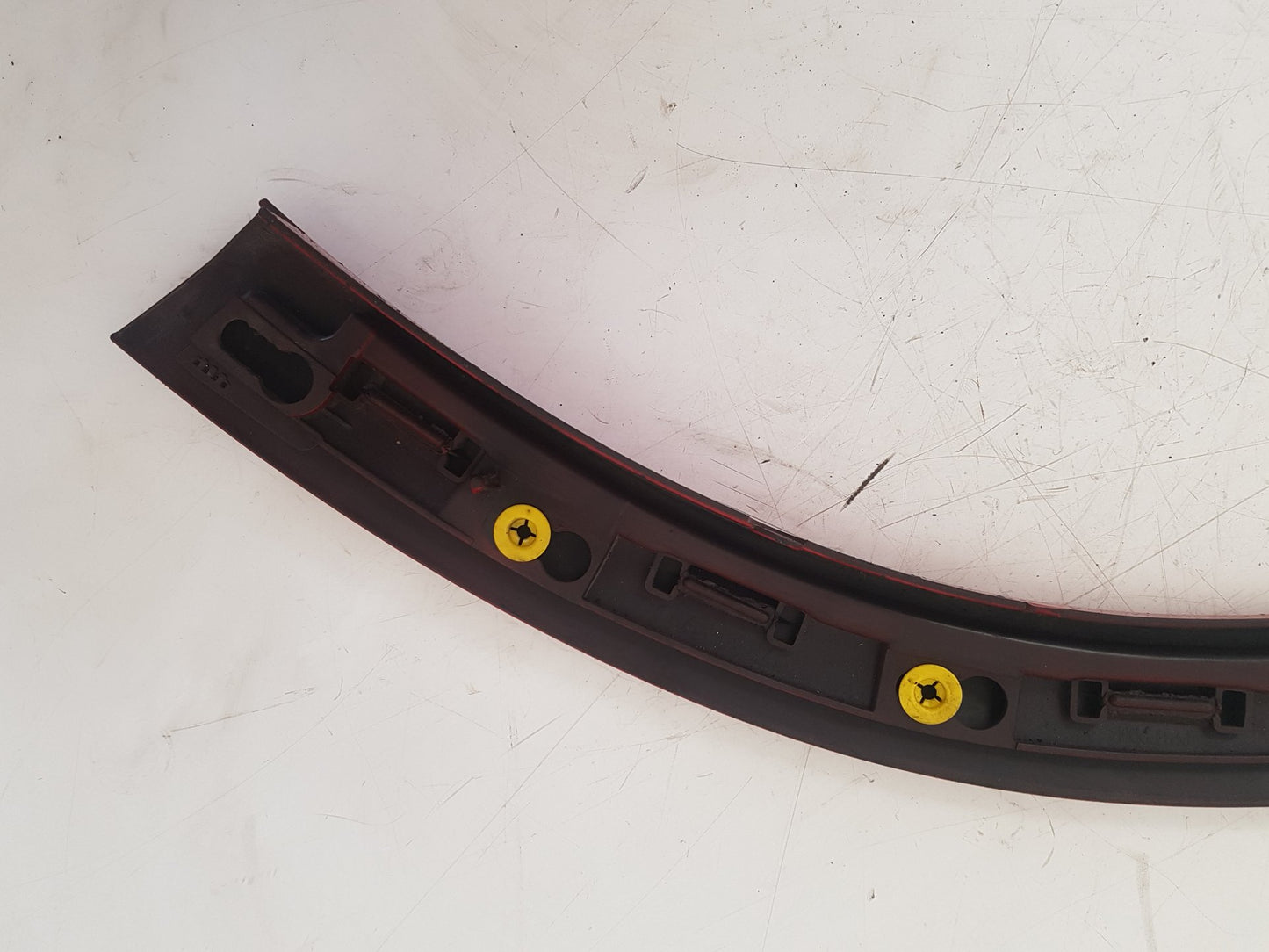 2006 - 2009 Volvo C30  Hatchback WHEEL ARCH TRIM MOULDING (DRIVERS SIDE FRONT) 30779135