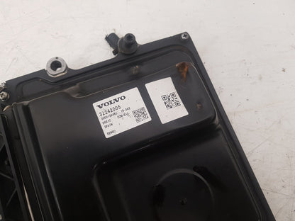 2017 - 2026 Volvo V60 II 225 Estate Engine ECU 32242005