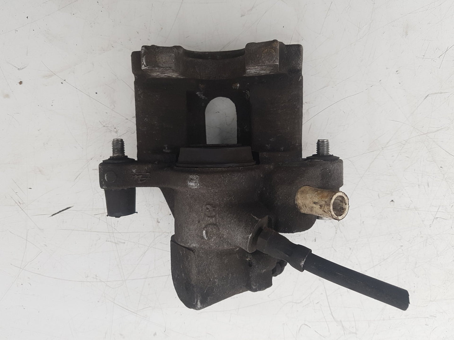 2012 - 2017 Volvo V40  Hatchback Right Rear Caliper 36001766