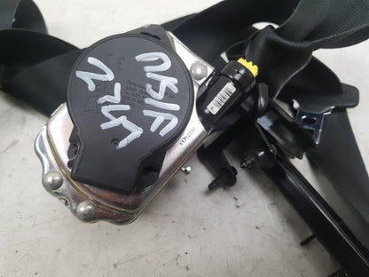 2013 Volvo V40  Hatchback Left Front Seat Belt 31390453