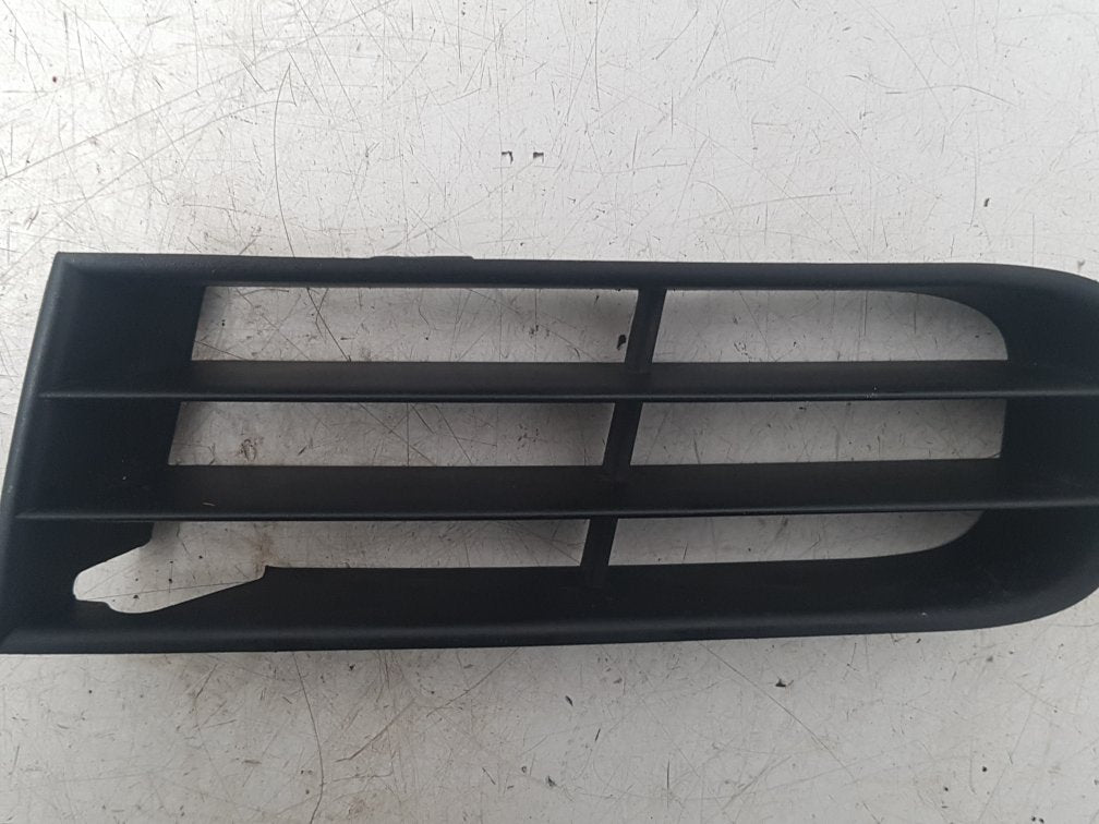 2002 Saab 9-3  Convertible FOG LIGHT GRILL (LEFT) 4564878