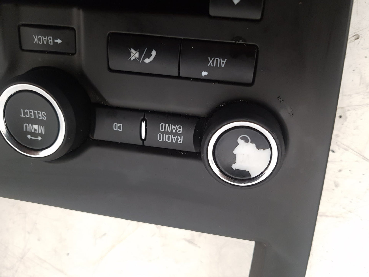 2010 - 2012 Saab 9-5  Saloon RADIO AND HEATER DISPLAY UNIT