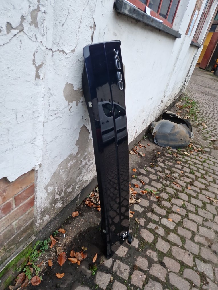 2002 - 2006 Volvo XC90  Estate TAILGATE (LOWER) BLUE 467