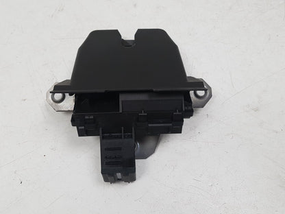 2013 - 2019 Volvo V40 III 525 Hatchback Bootlid Lock Actuator 31335870