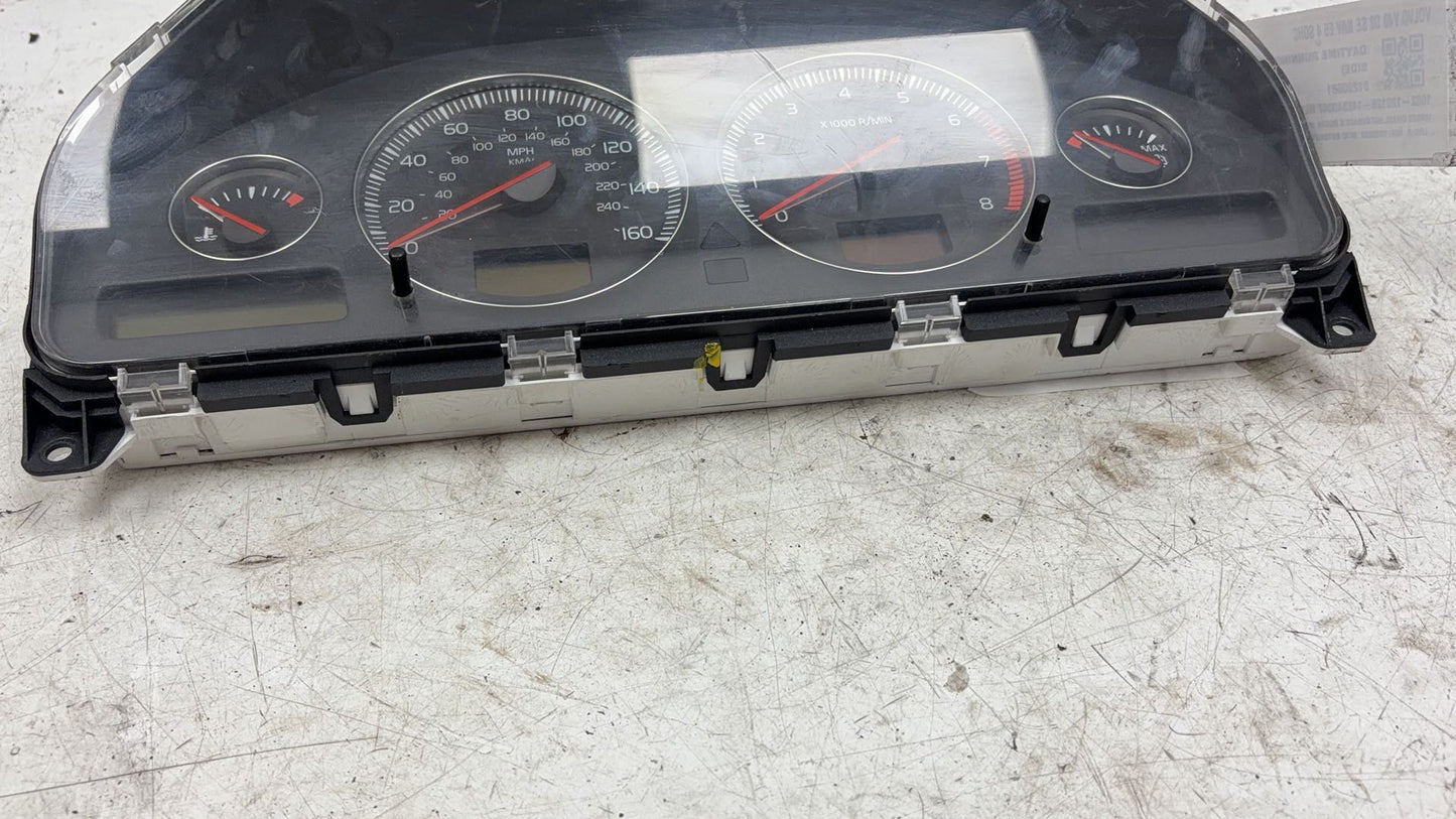 2002 - 2006 Volvo XC90  Estate Instrument Cluster 8691648
