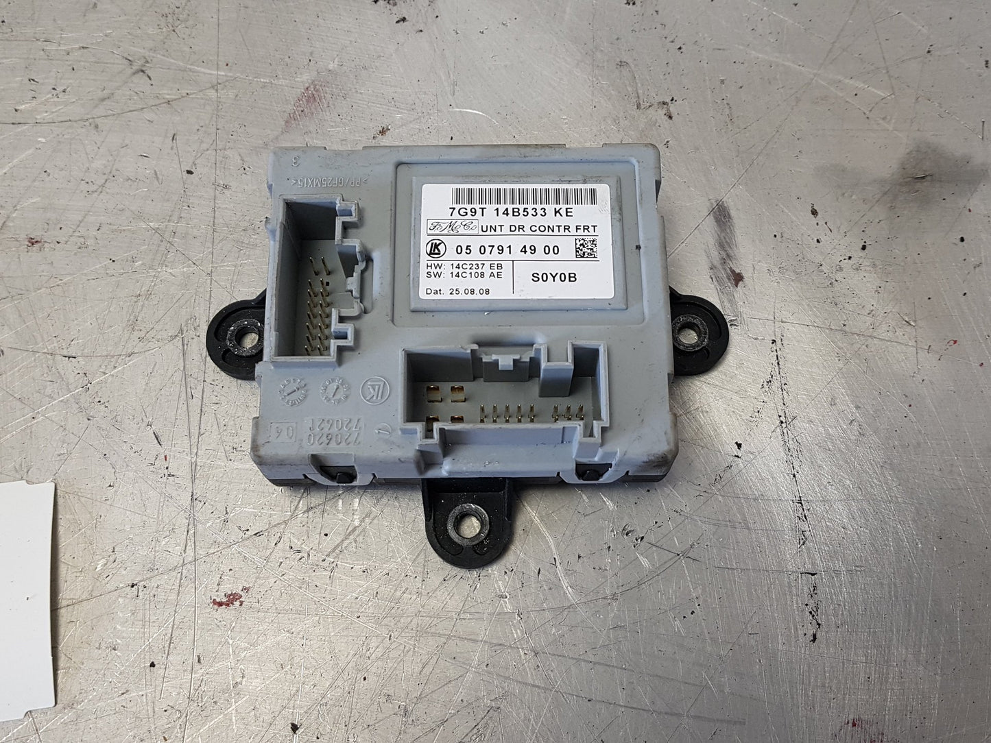 2008 - 2011 Volvo V70  Estate Door Control Module 7G9T-14B533 KE