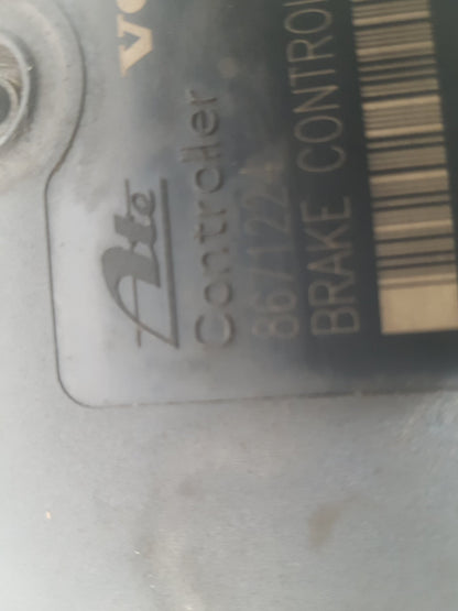 2002 - 2004 Volvo XC90  Estate ABS PUMP WITH CONTROL UNIT 8671224