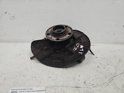 2001 - 2008 Volvo XC70  Estate Left Front Hub Assembly 9461943