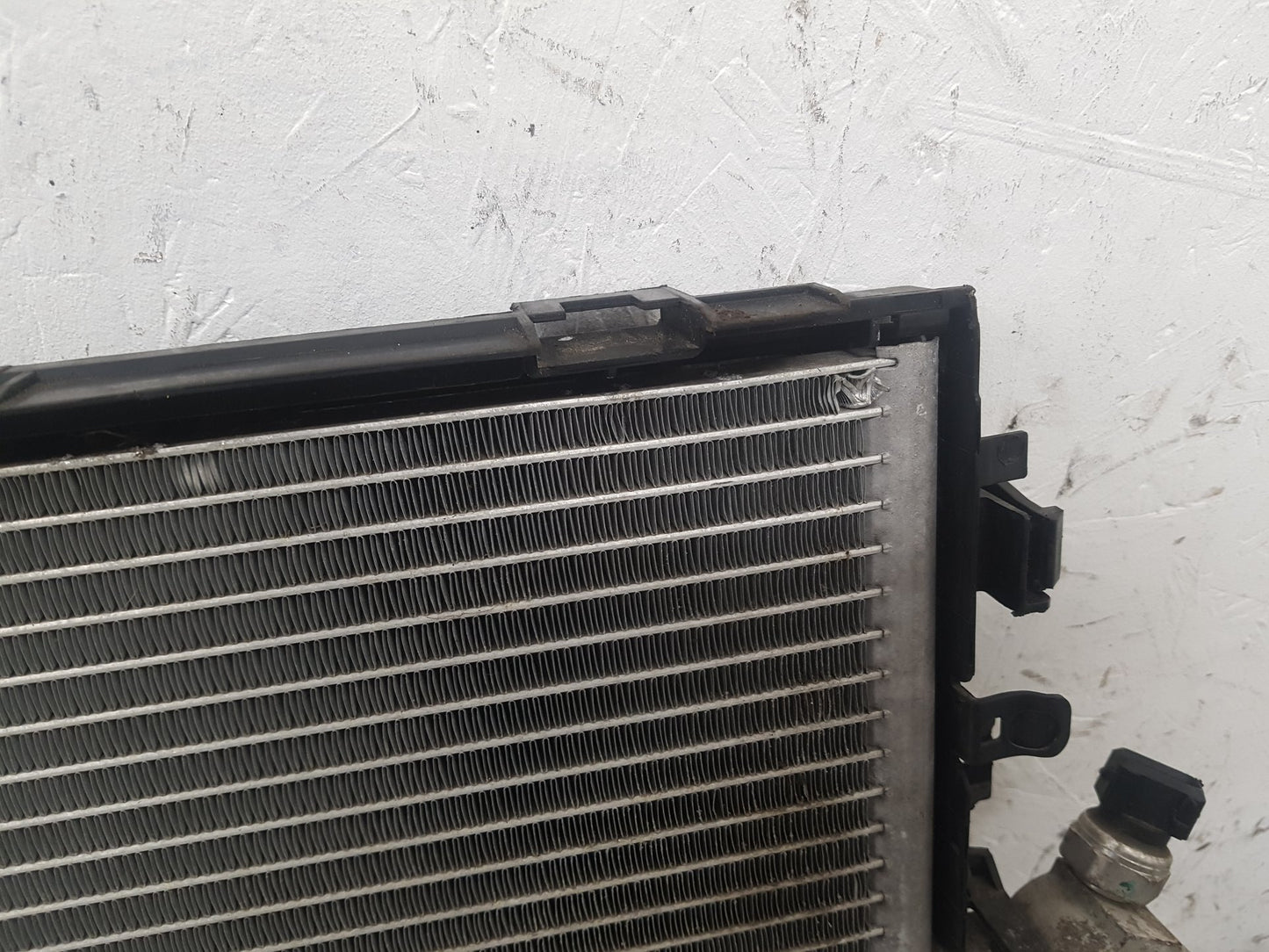2017 - 2026 Volvo V60 II 225 Estate A/C Condenser 31368232