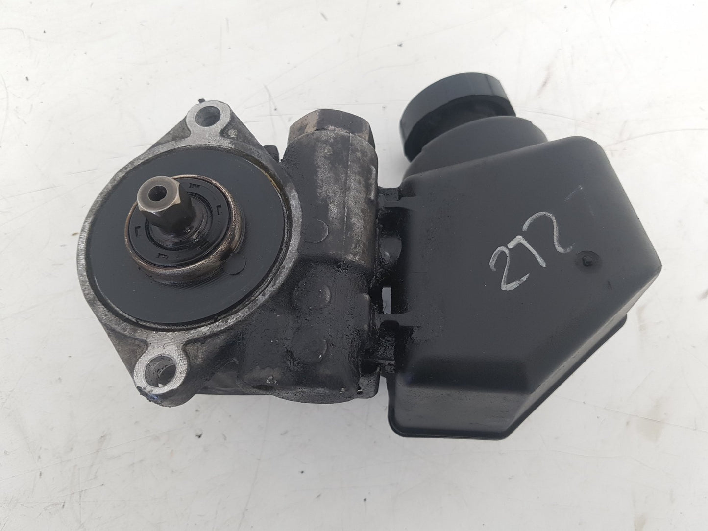 2004 Saab 9-3  Convertible POWER STEERING RESEVOIR 12785125