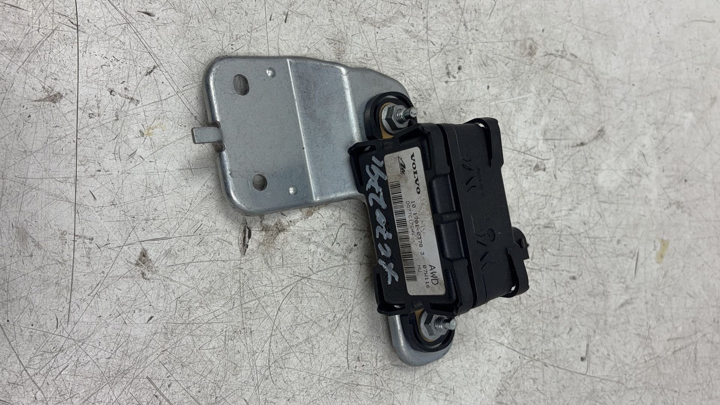 2004 - 2007 Volvo XC70  Estate YAW SENSOR 30773379