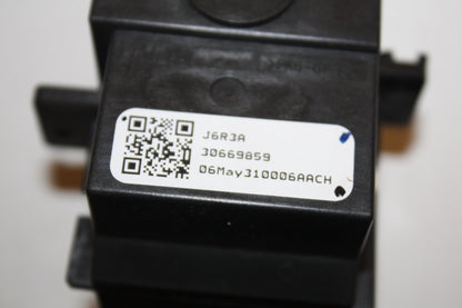 2006 - 2010 Volvo S80   Wiper Switch 30669859