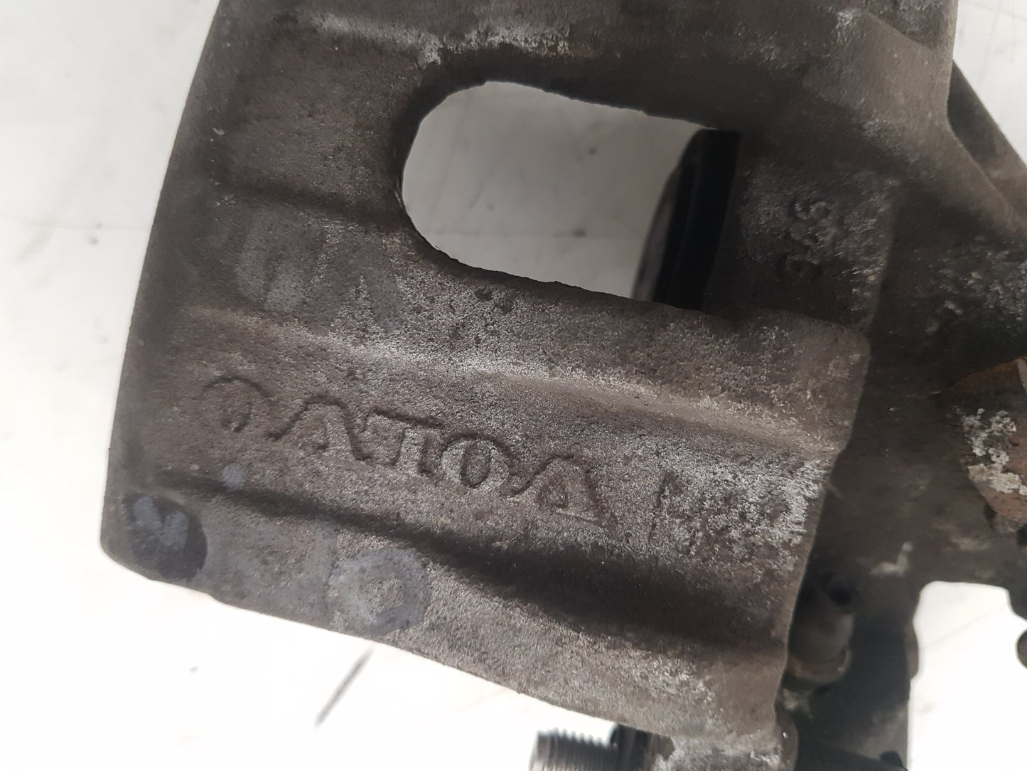 2012 - 2017 Volvo V40  Hatchback Right Rear Caliper 36001766