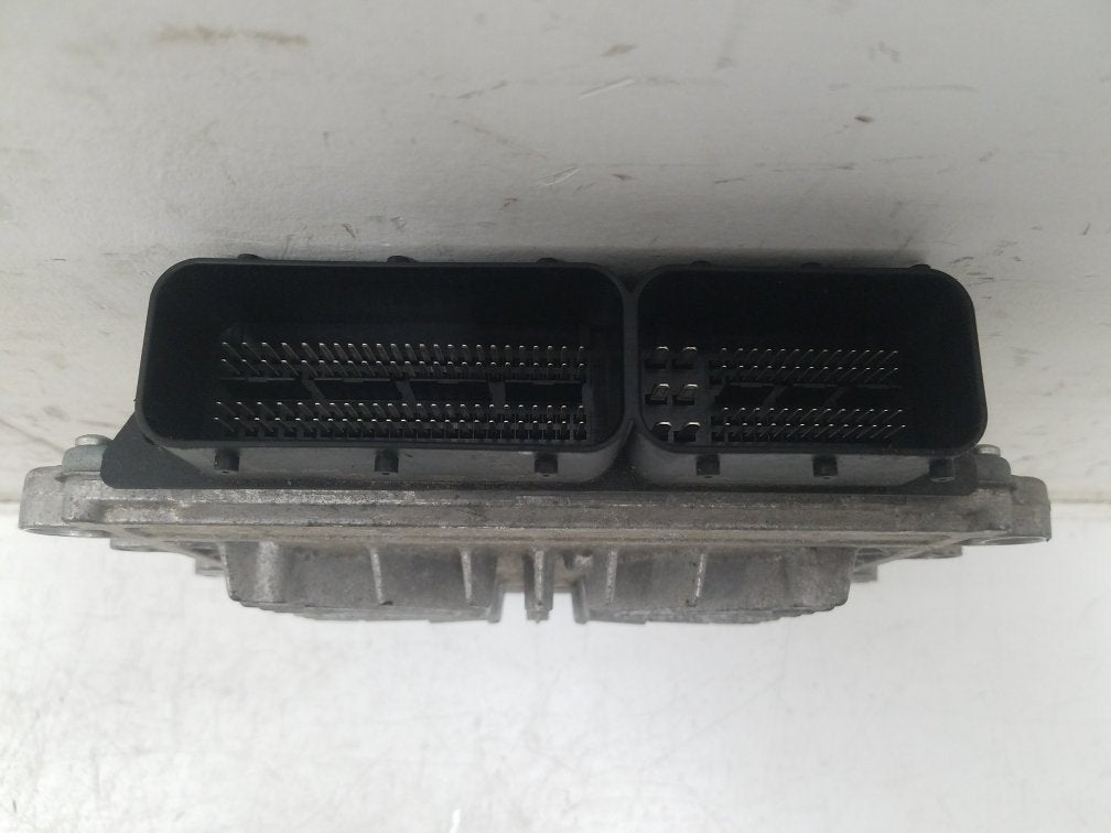 2007 - 2016 Volvo V70  Estate Engine ECU 30785100 AB 0281012765