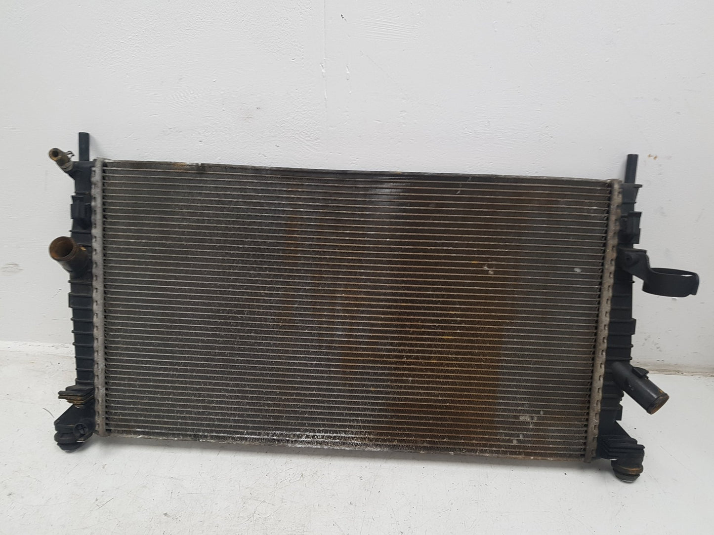 2008 - 2009 Volvo C70  Convertible Radiator 3M5H8005TL