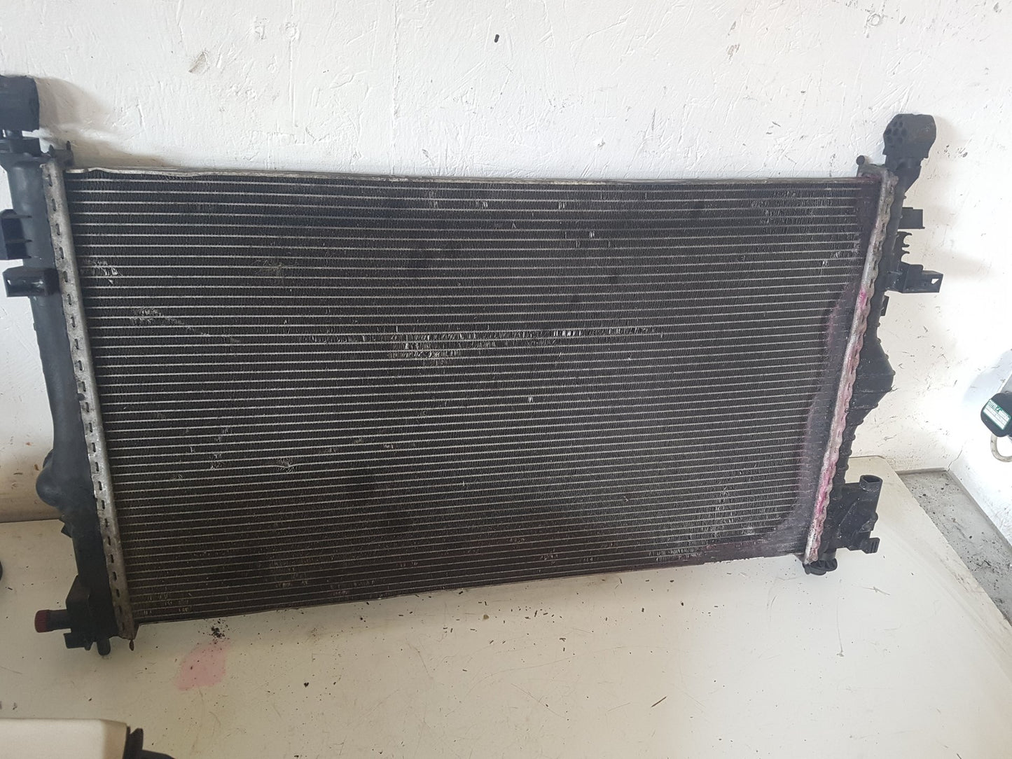 2010 - 2012 Saab 9-5  Saloon RADIATOR (MANUAL) (A/C CAR) 13241725