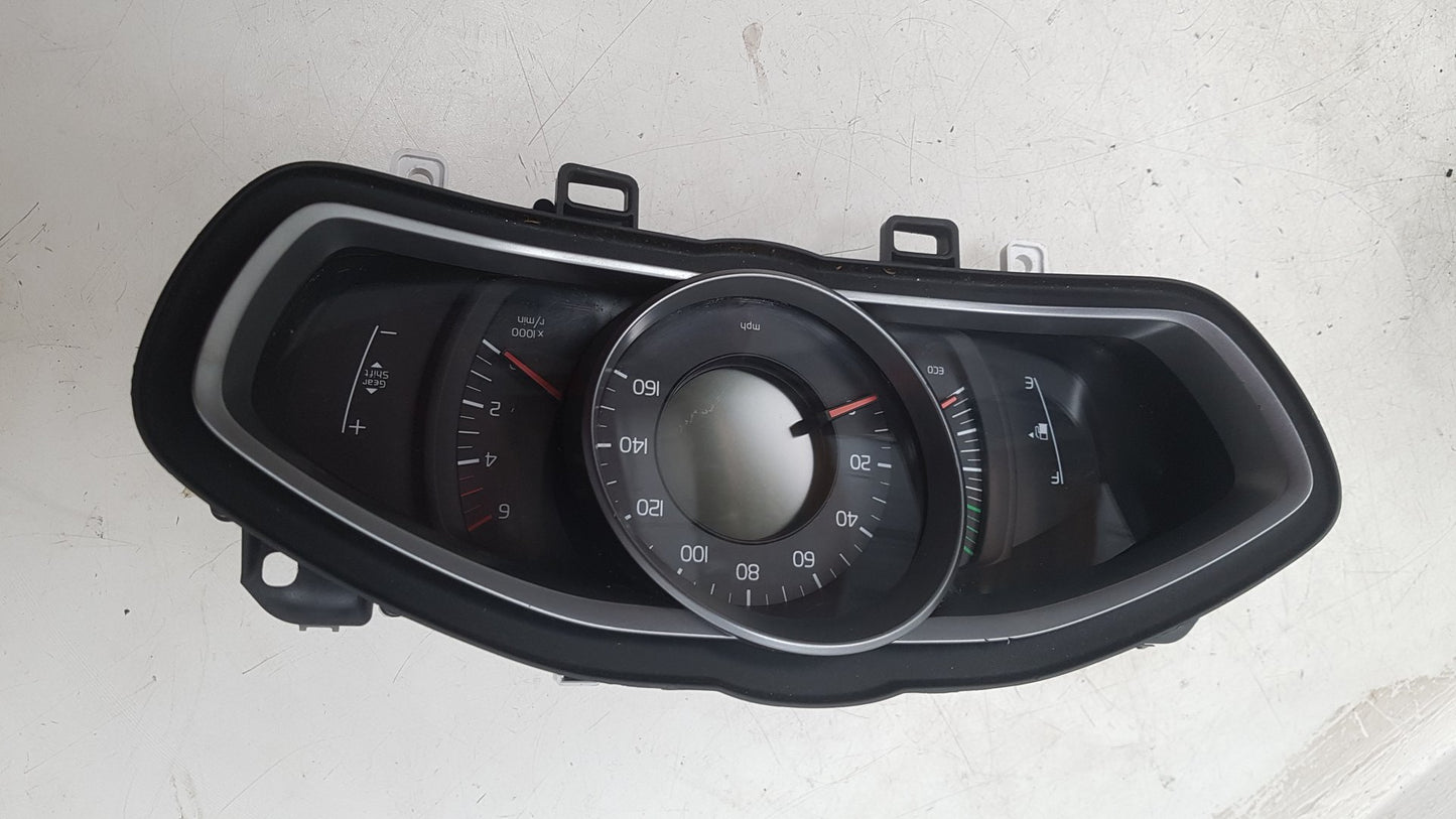 2013 Volvo V40  Hatchback Instrument Cluster 31314484