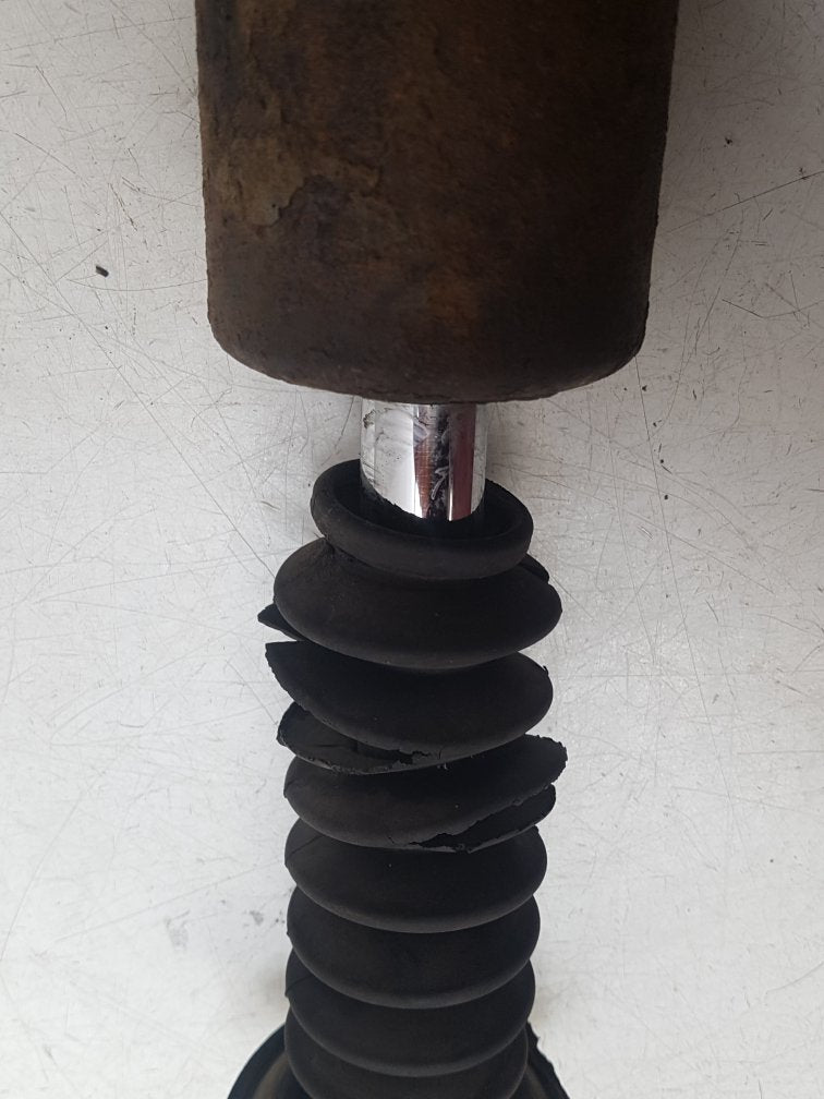 2003 - 2014 Volvo XC90  Estate REAR SHOCK ABSORBER 30683451
