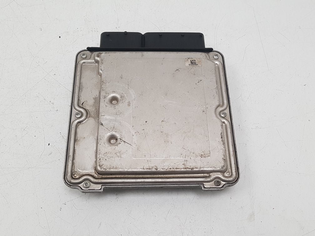 2010 - 2017 Volkswagen Sharan  MPV Engine ECU 04L907309K