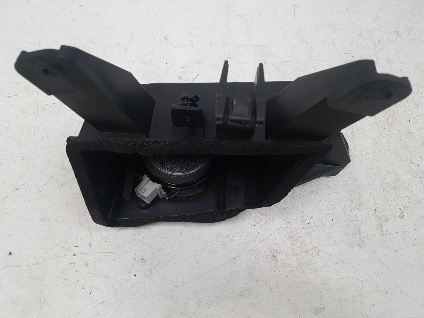 2007 - 2015 Saab 9-3  Estate LOUDSPEAKER (PASSENGER SIDE REAR) 12792504