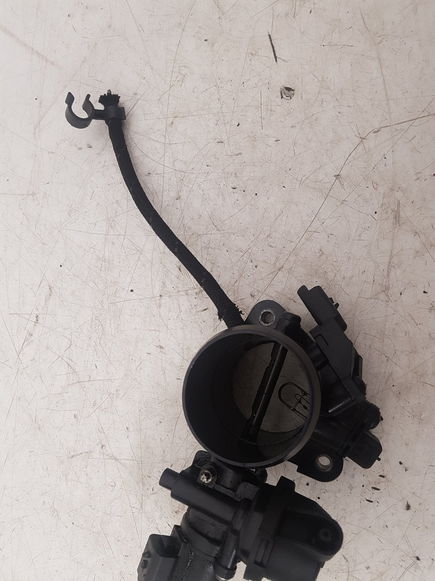 2008 - 2016 Volvo V70  Estate Throttle Body 6G9Q-9E926-AE