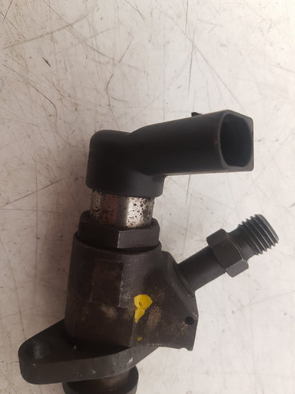 2006 - 2010 Volvo C70   Fuel Injector 9657144580