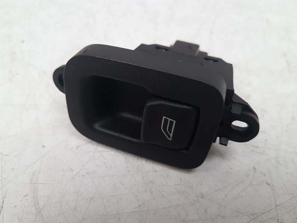 2006 - 2010 Volvo S40  Saloon Left Rear Window Switch 30774163
