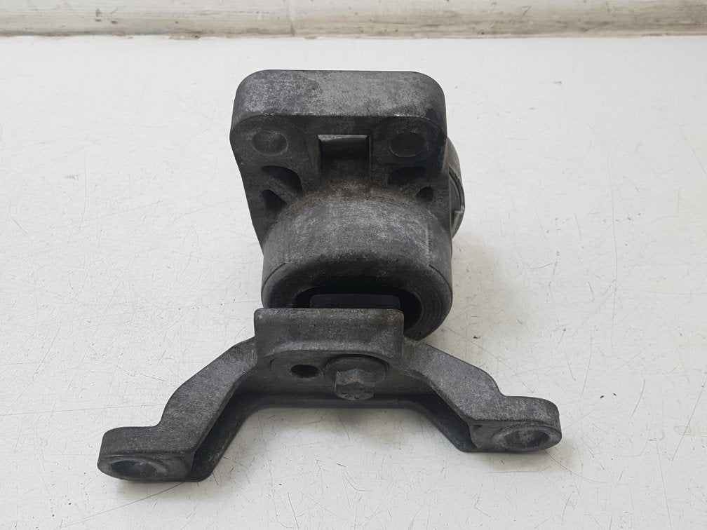 2006 - 2011 Volvo S80  Saloon Right Engine Mount HL8022M05