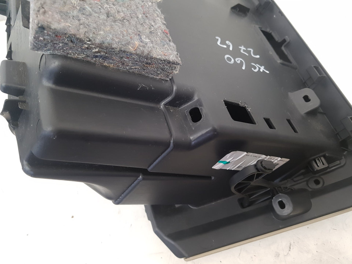 2008 - 2013 Volvo XC60 I 156 Estate Glove Box 30755902