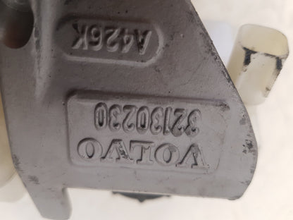 2017 - 2026 Volvo V60 II 225 Estate BRAKE FLUID RESERVOIR AND MASTER CYLINDER 32130230